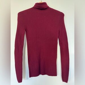 Uniqlo 100% Wool Turtleneck